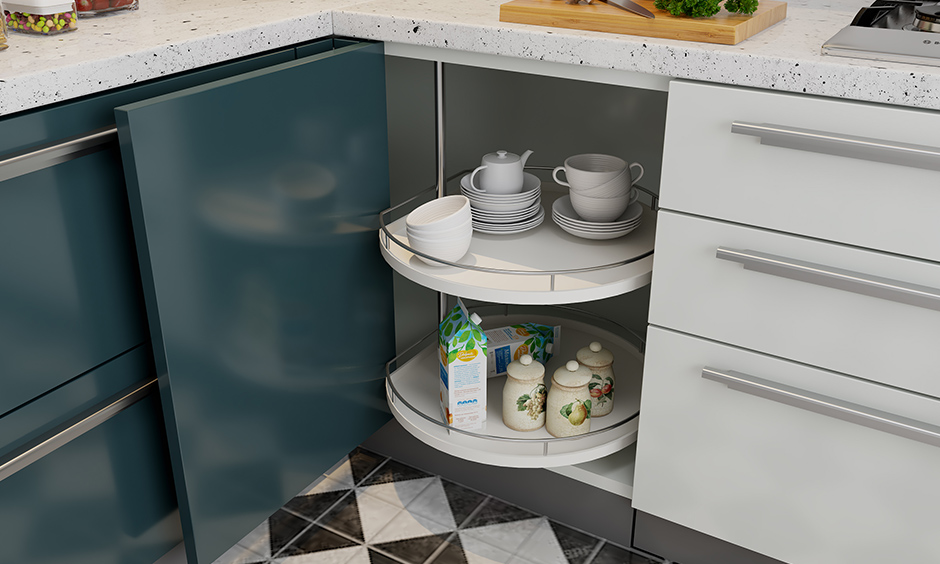 Rotating D carousel is another corner kitchen unit design for the kitchen in the shape of a disc to store your everyday severer.
